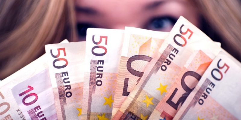 10 Tipps wie Du nebenbei Geld verdienen kannst